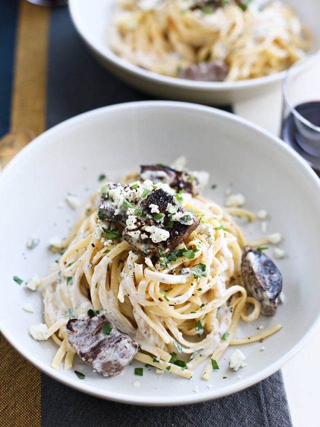 cropped-Pasta-with-Gorgonzola-Sauce-and-Beef-Tenderloin-recipe.jpg