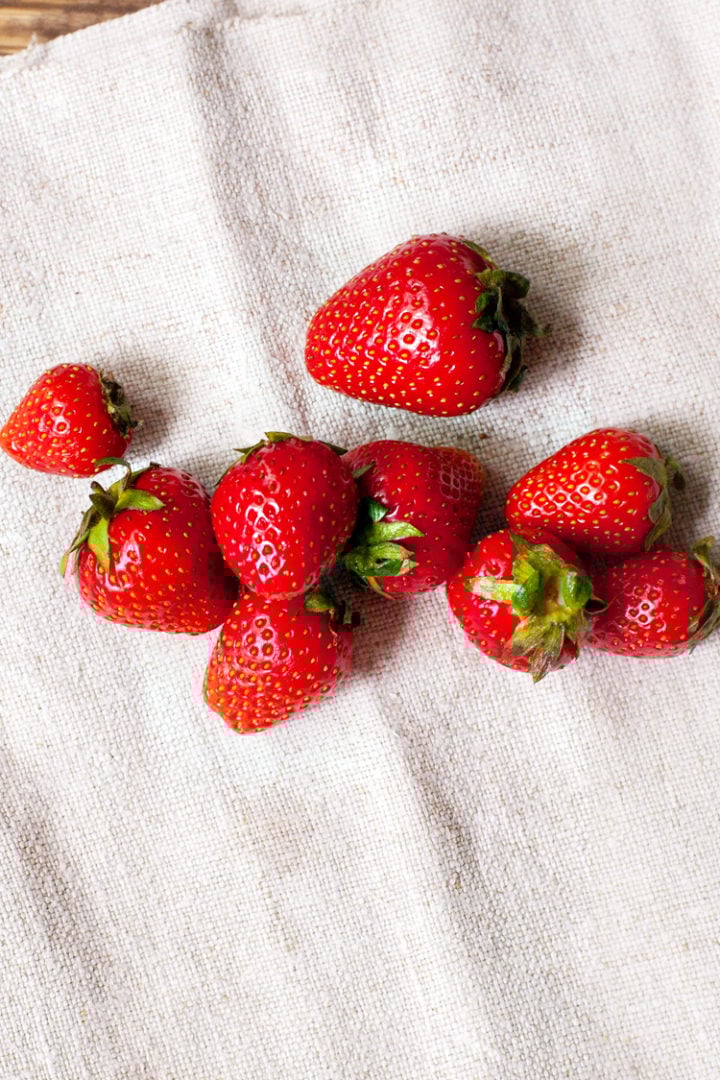 Fresh strawberries on a clean towel