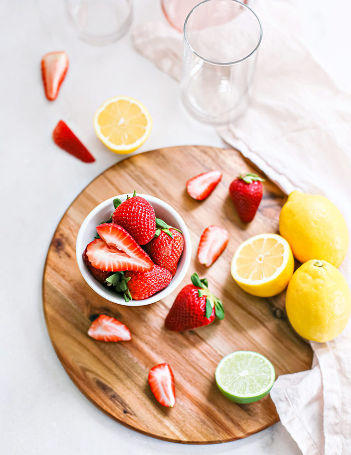 Photo of ingredients to make fresh strawberry lemonade