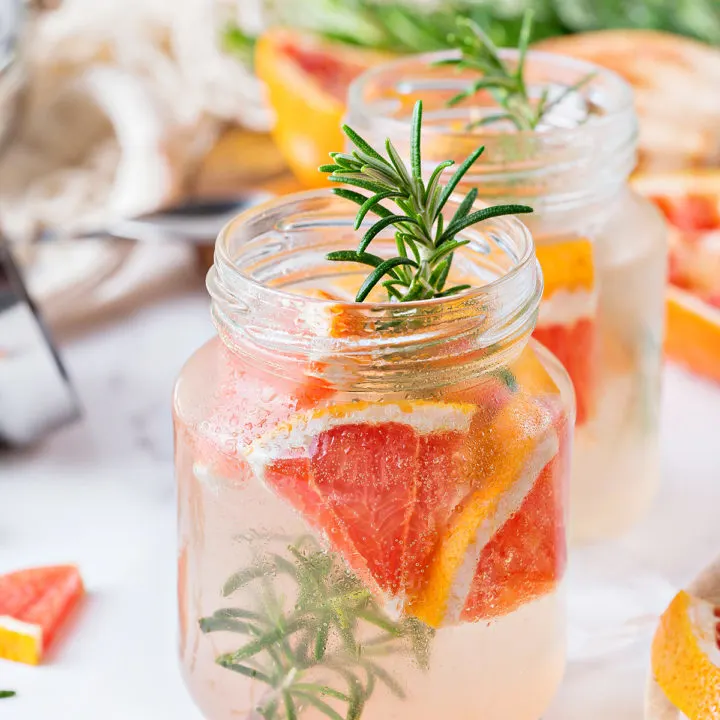 Grapefruit Vodka Tonic (Easy Grapefruit Cocktail) Good Life Eats