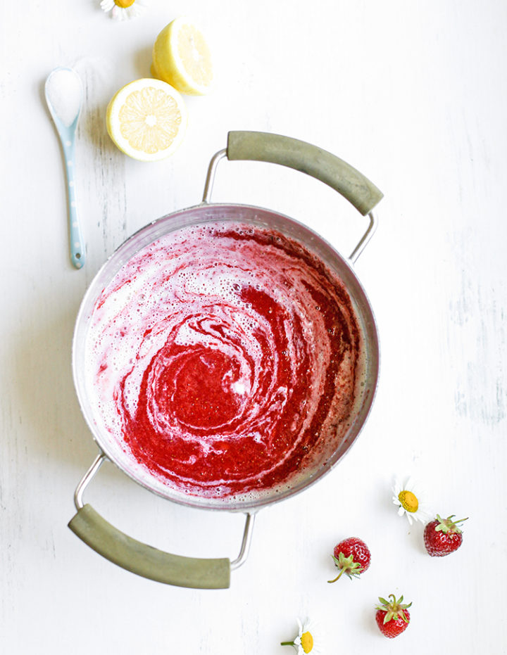 photo of steps to make strawberry gelato