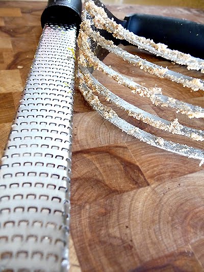 photo of some useful kitchen tools for preparing pumpkin cobbler