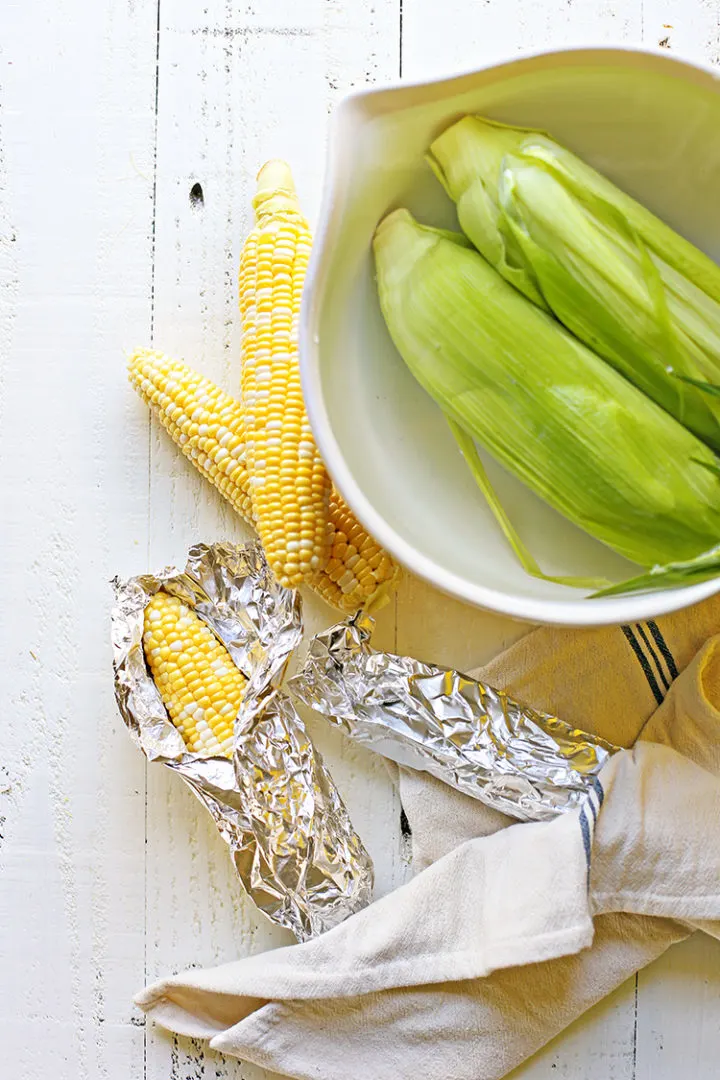 photo of corn prepped for grilling