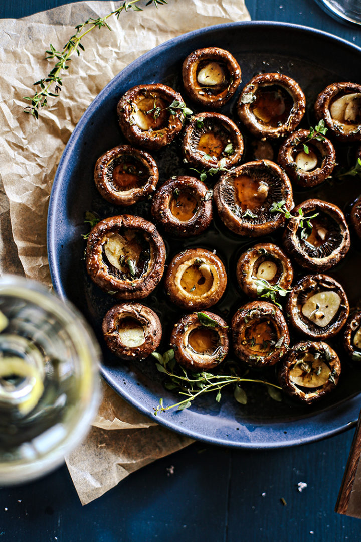 photo of an easy appetizer recipe for roasted portobello mushrooms with balsamic, garlic, and thyme