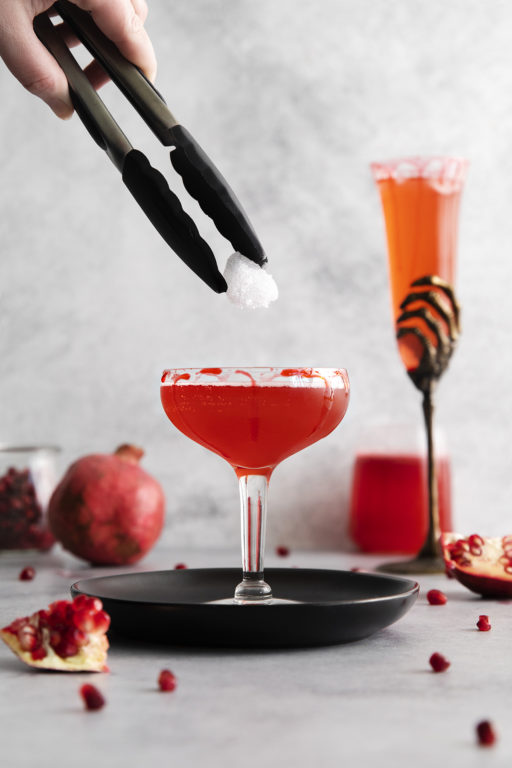 “Bloody” Pomegranate Cocktail for Halloween (How to Make a Dry Ice