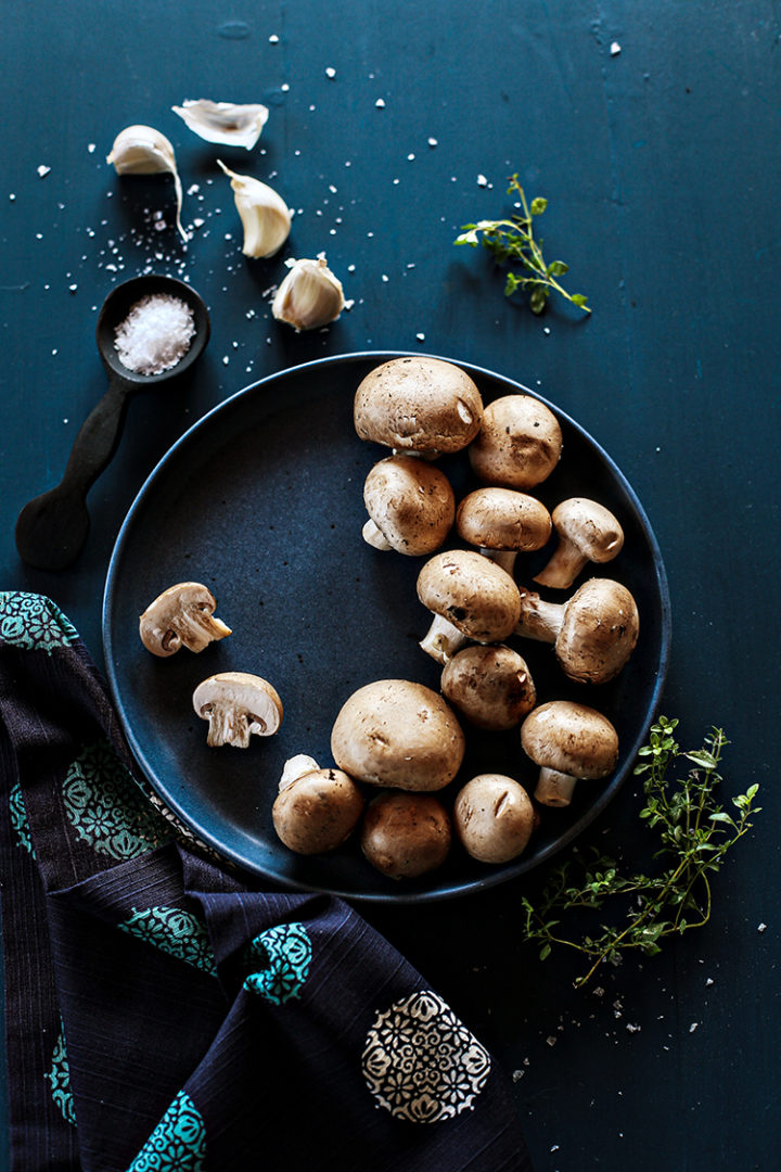 photo of ingredients to make roasted portobello mushrooms
