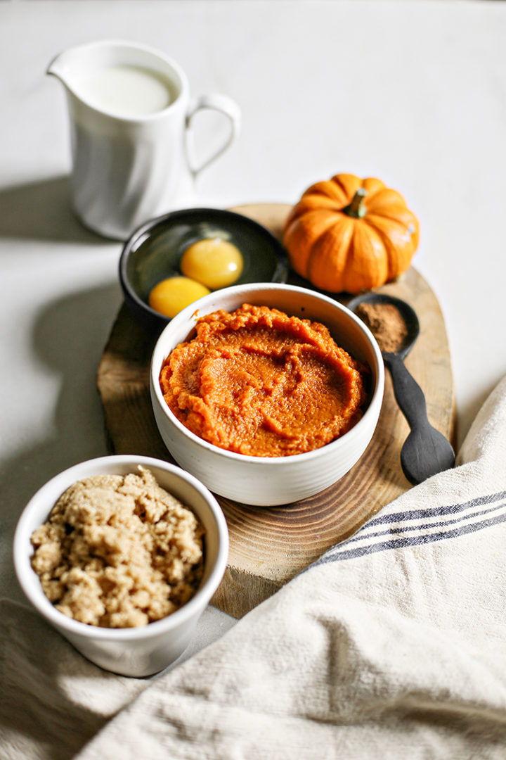 photo of ingredients in pumpkin cobbler