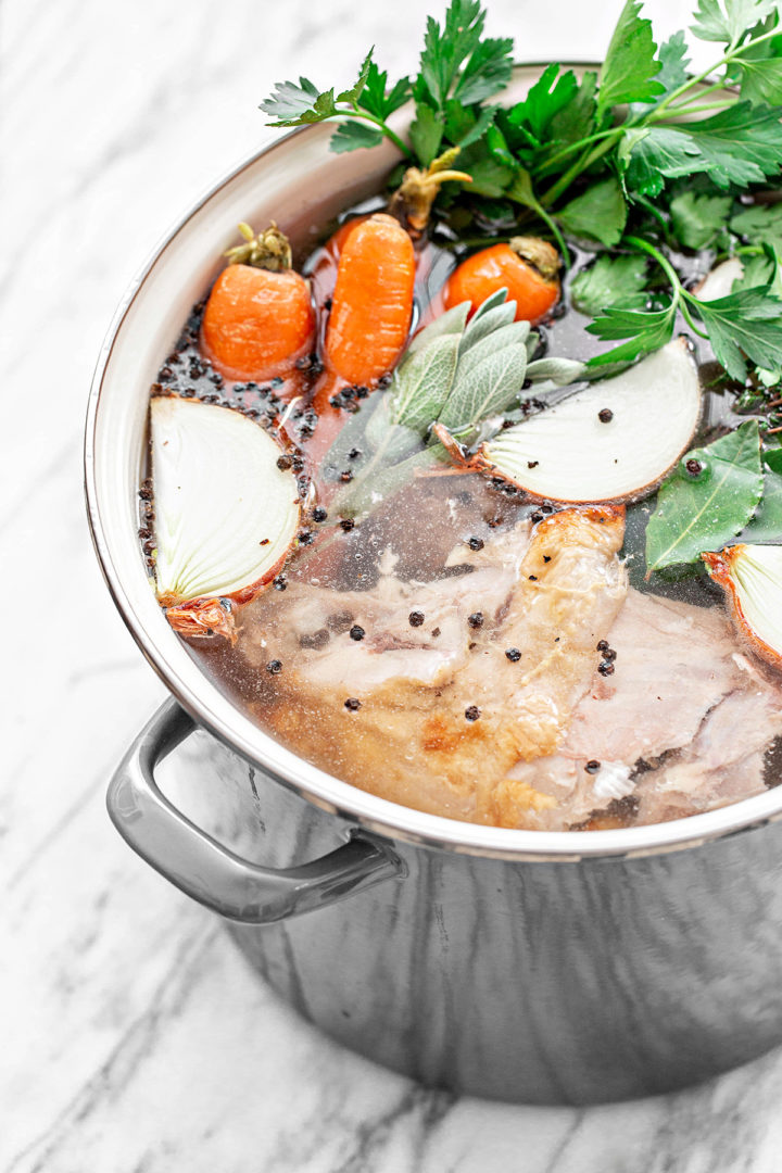 photo of leftover turkey being used to make turkey stock