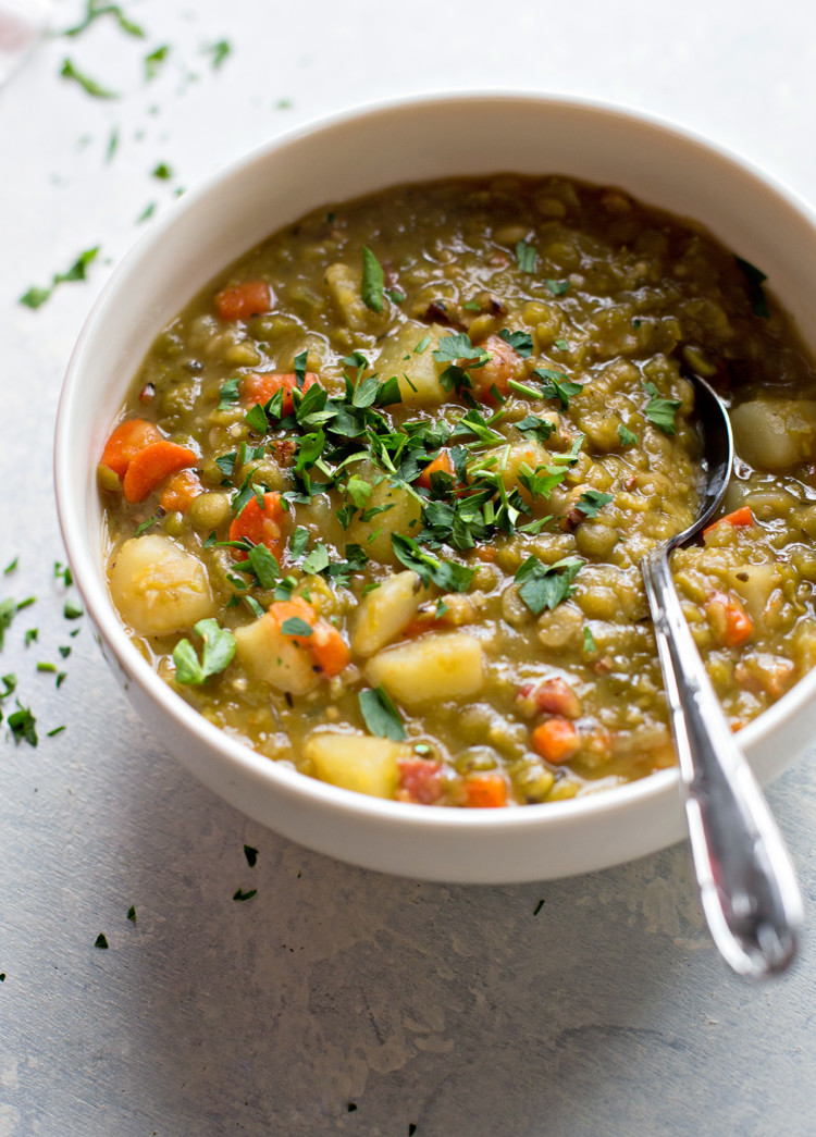 photo of a bowl of split pea soup with bacon