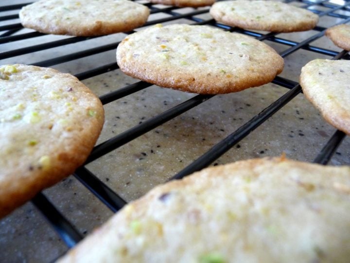 cannoli cookies cooling on a wire rack