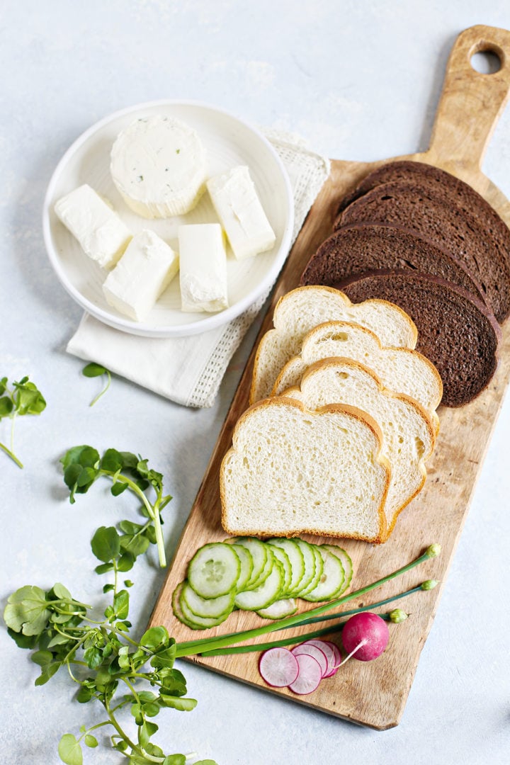 ingredients to make a watercress sandwich