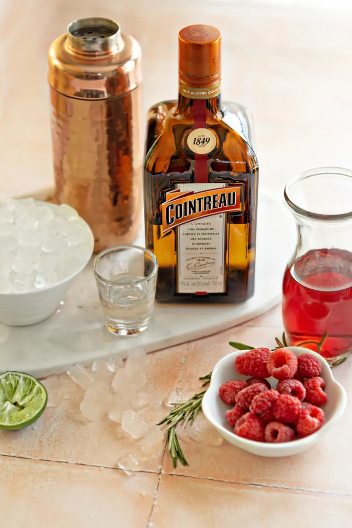 ingredients needed to make a raspberry cosmo cocktail