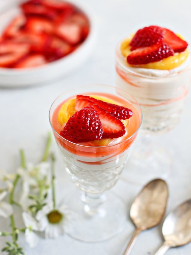 Springtime Bliss Lemony Cheesecake Mousse with Curd & Strawberries