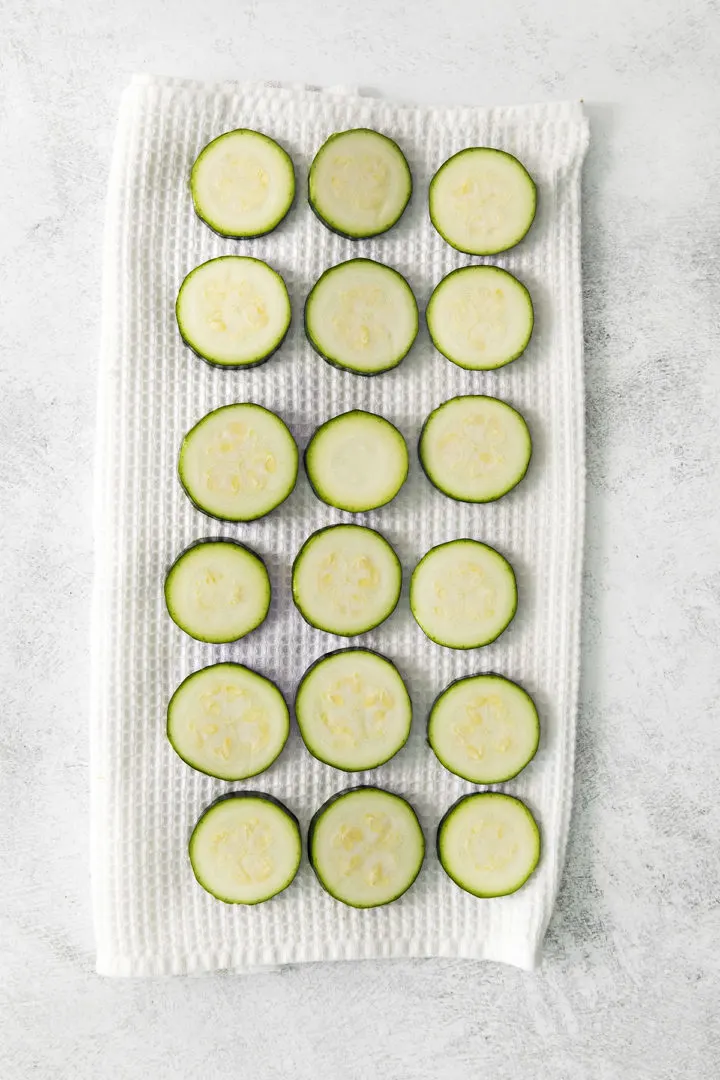 blanched zucchini drying before freezing