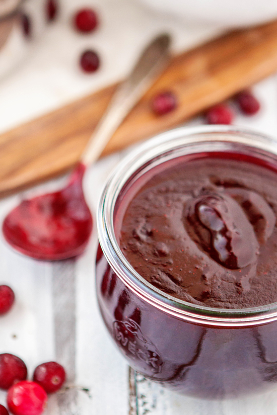 photo of cranberry sauce in a jar to freeze