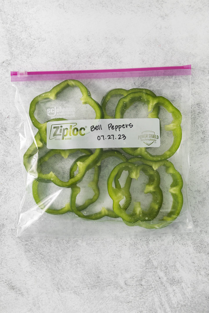 showing how to freeze bell pepper slices