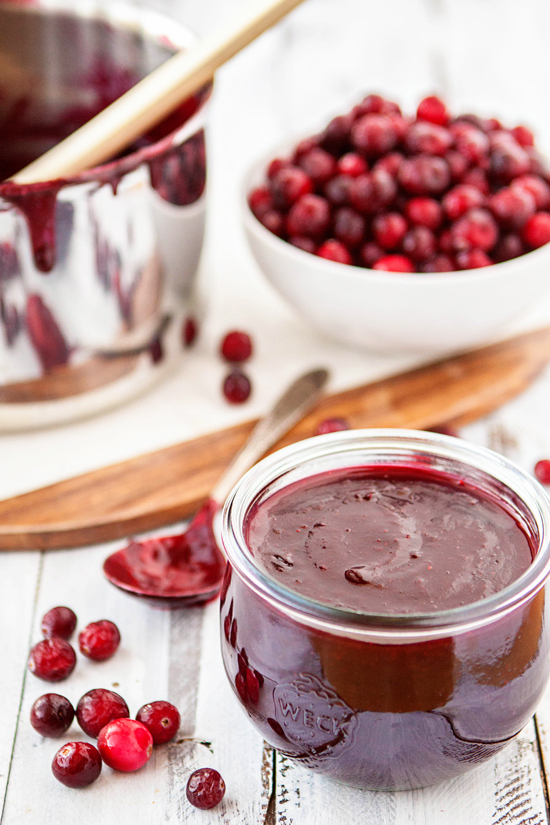 how to freeze cranberry sauce in a jar