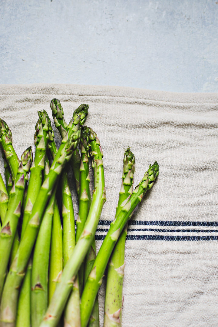 fresh asparagus ready for blanching