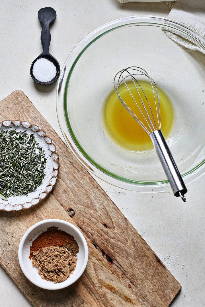 ingredients needed to make sweet and spicy rosemary bar nuts