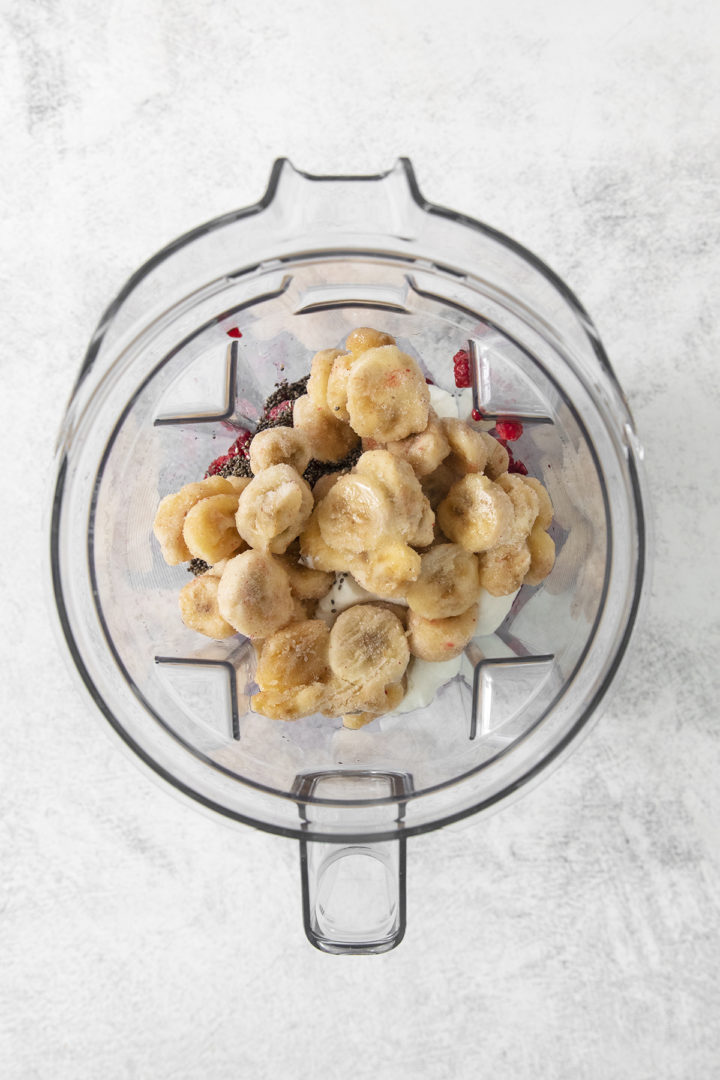 step 3 making banana raspberry smoothie recipe

