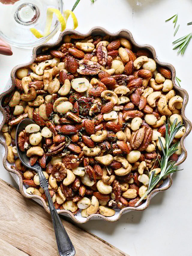 cropped-Recipe-for-Rosemary-Bar-Nuts.jpg