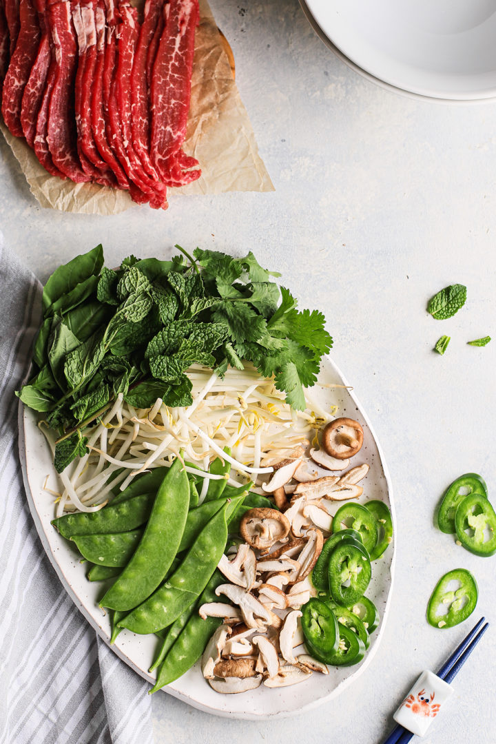 vegetables and beef for vietnamese rice noodles soup	