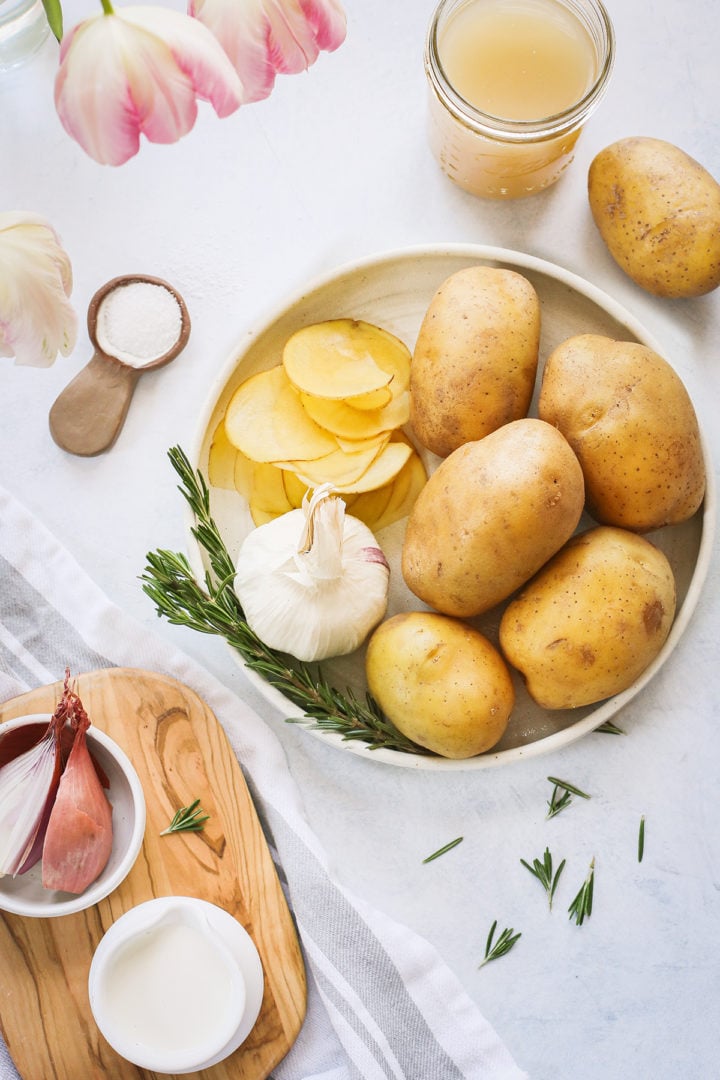 ingredients needed to make scalloped potatoes with parmesan