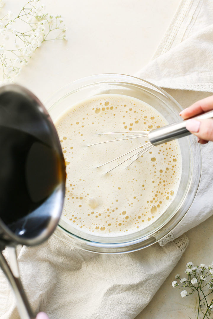 woman making budino