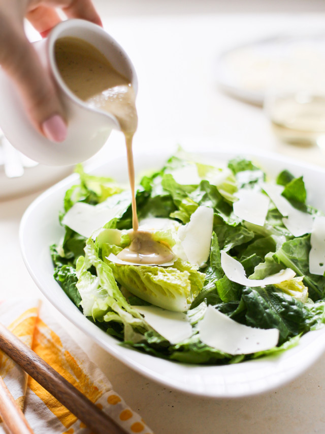 Caesar-salad-dressing-